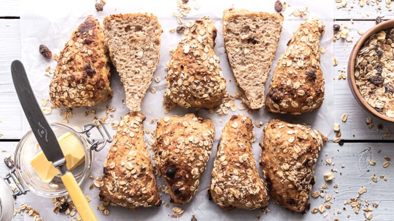 Koldhævede mysliboller - lækkert morgebrød