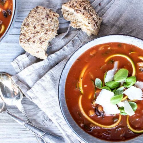 Vegetarisk minestrone med miso