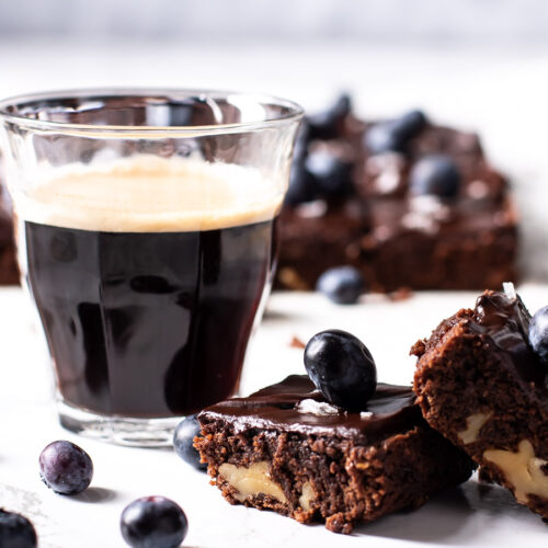 Espresso brownies med valnødder