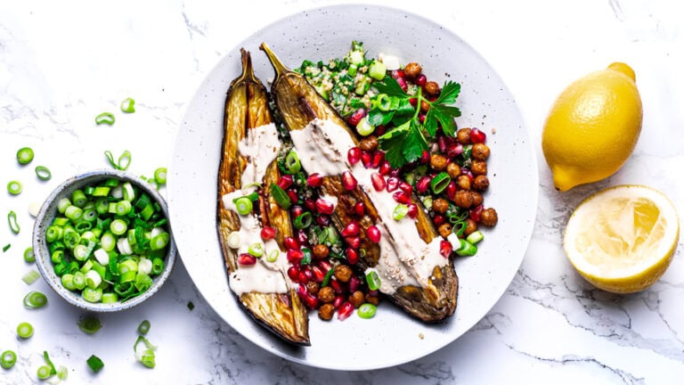 Auberginer i ovn med alle tiders tahindressing