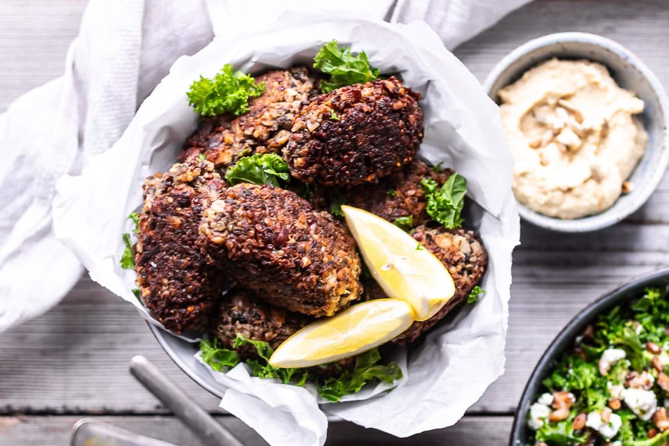 Nøddefrikadeller – vegetarfrikadeller med nødder