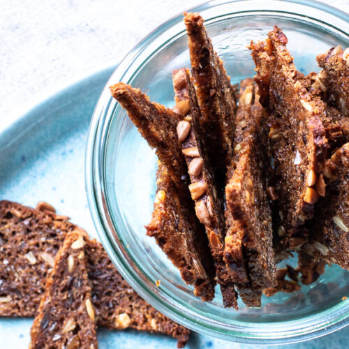 Rugbrødschips - den lidt sundere snack