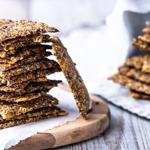 Gulerodskiks med knas, kanel og kerner - glutenfri kiks