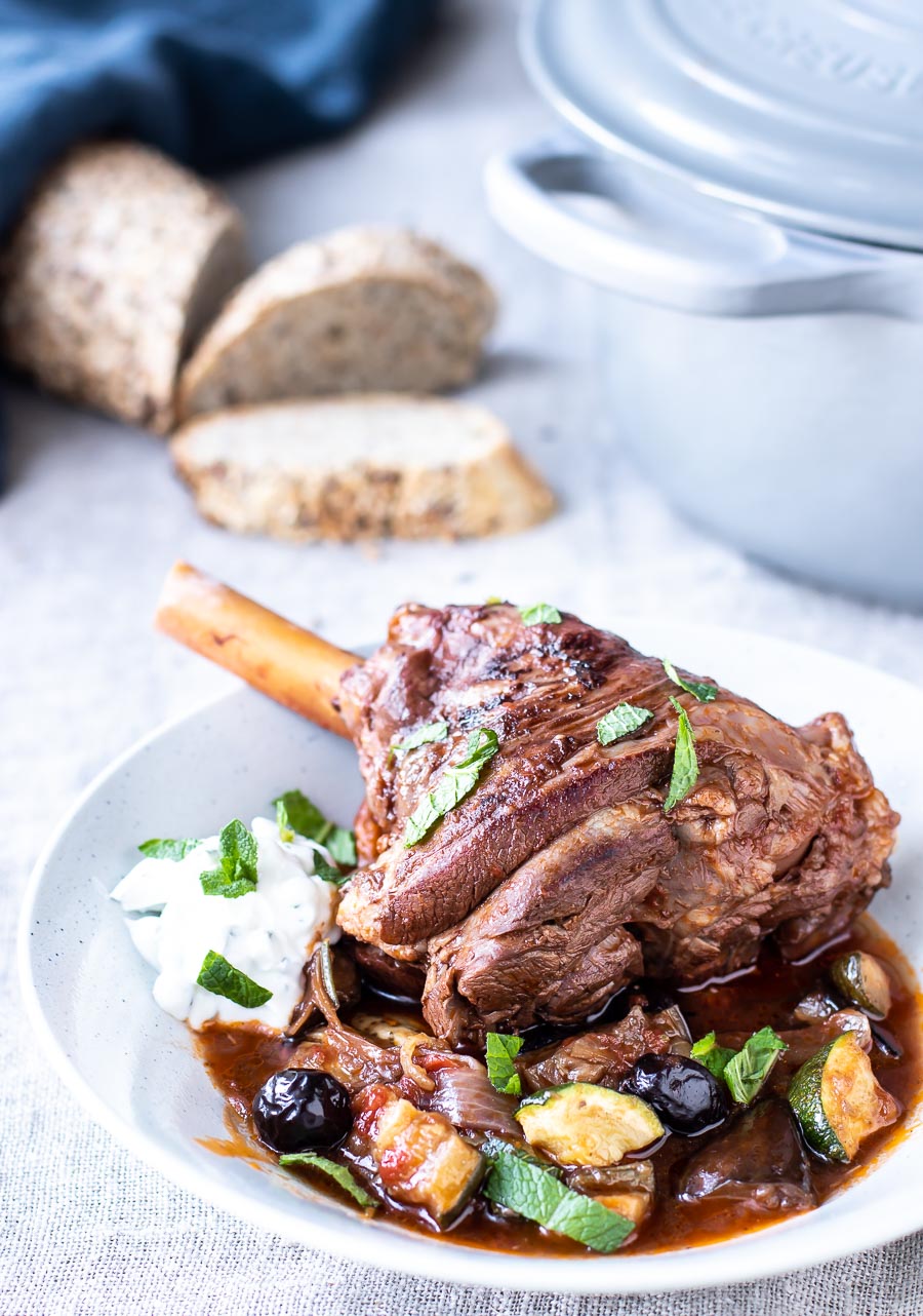 Græsk lammegryde med tomat og aubergine