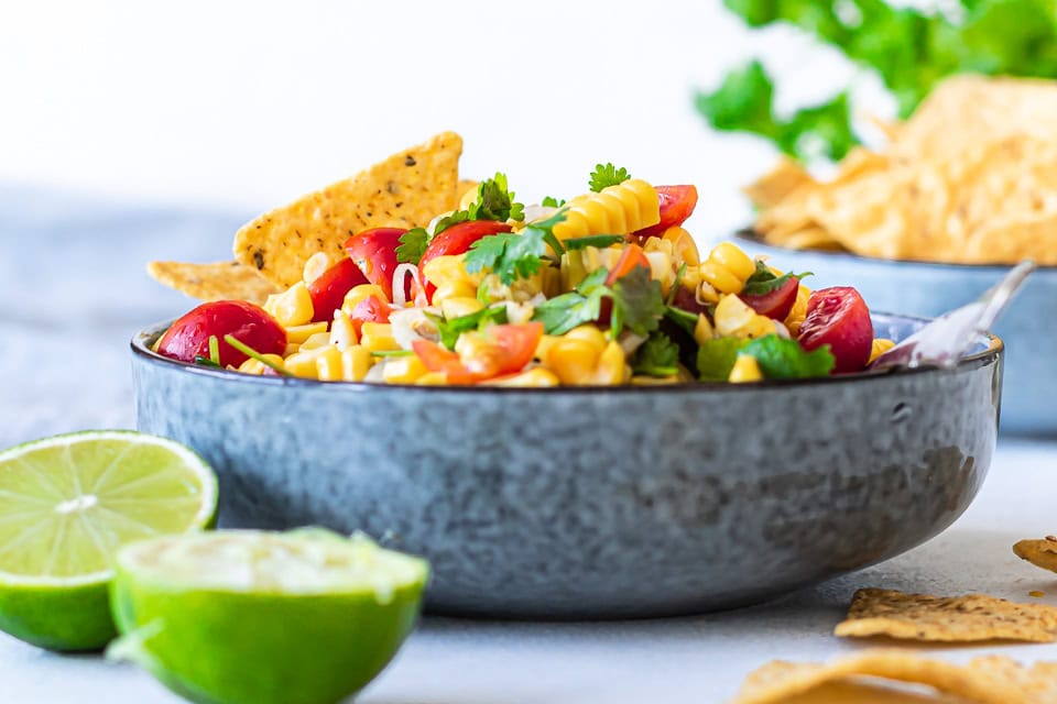 Majssalsa med lime og koriander