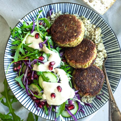 Vegetarfrikadeller med kikærter - hurtige vegetardeller