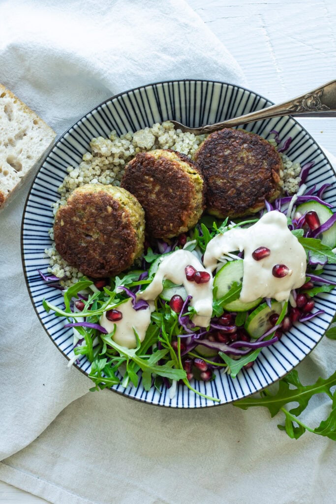 Vegetarfrikadeller med kikærter - hurtige vegetardeller