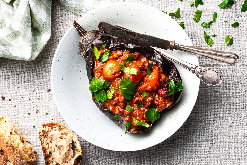 Imam bayildi - fyldte auberginer på tyrkisk