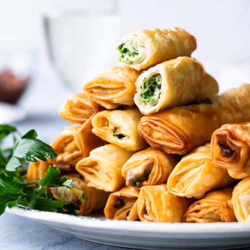 Börek - sprøde filoruller med feta