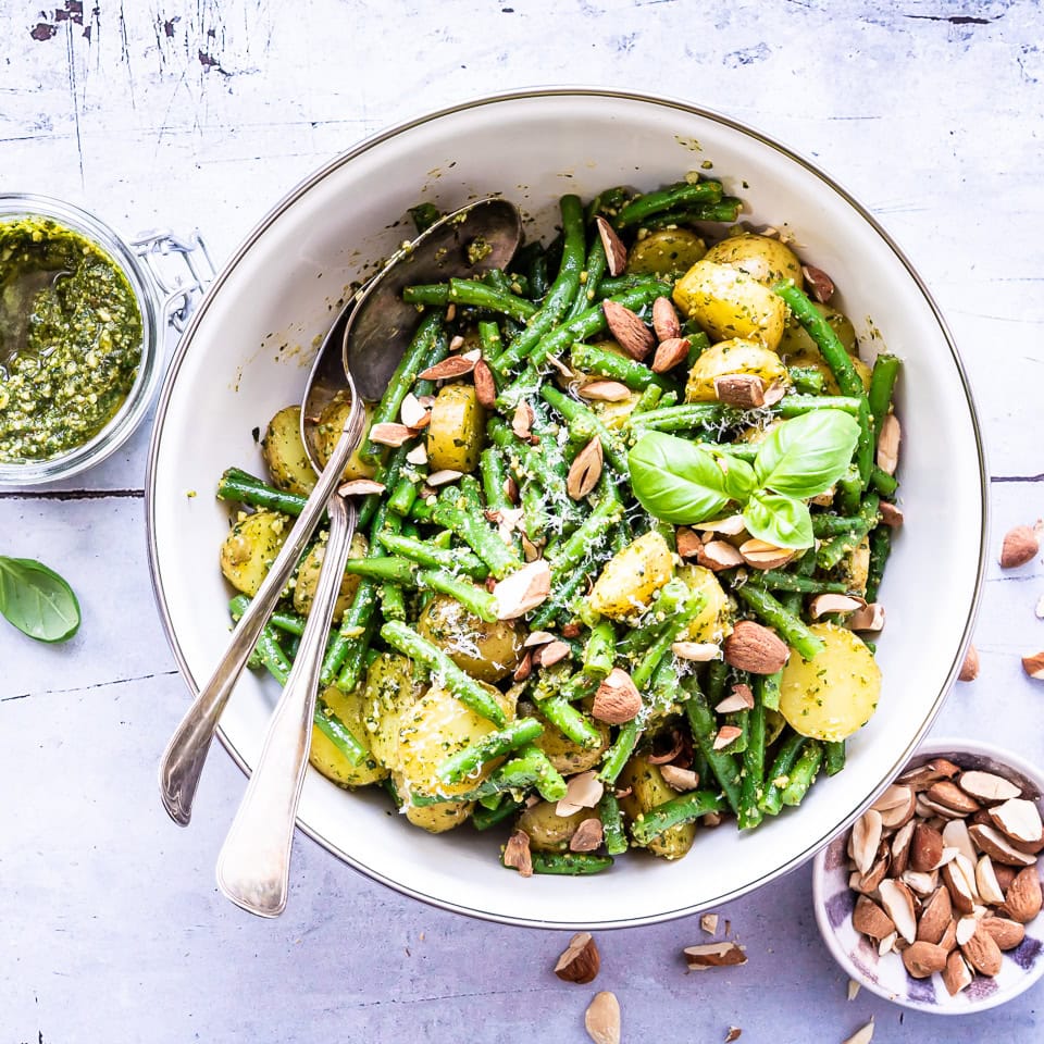 Kold kartoffelsalat med pesto og grønne bønner