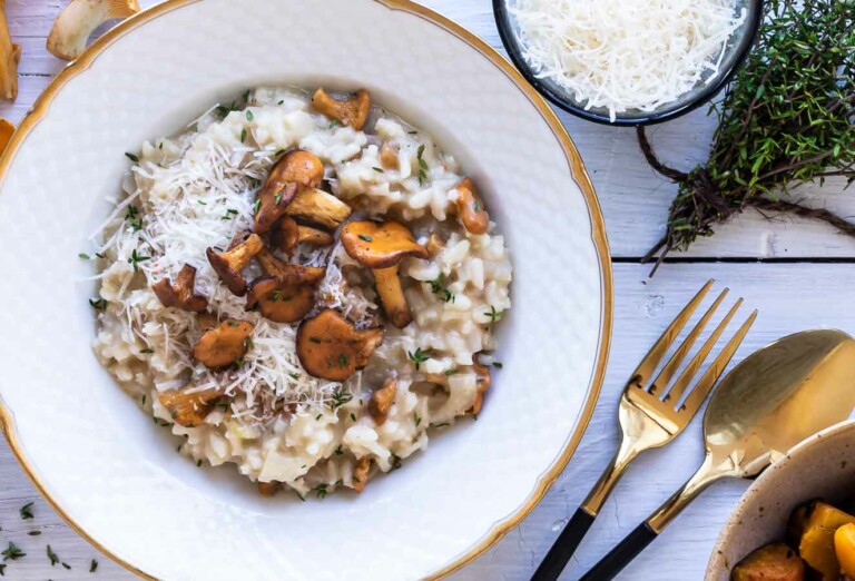 Nem risotto med kantareller - eller andre svampe