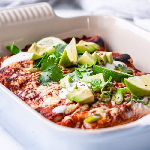 Vegetariske enchiladas med bønner og grønt