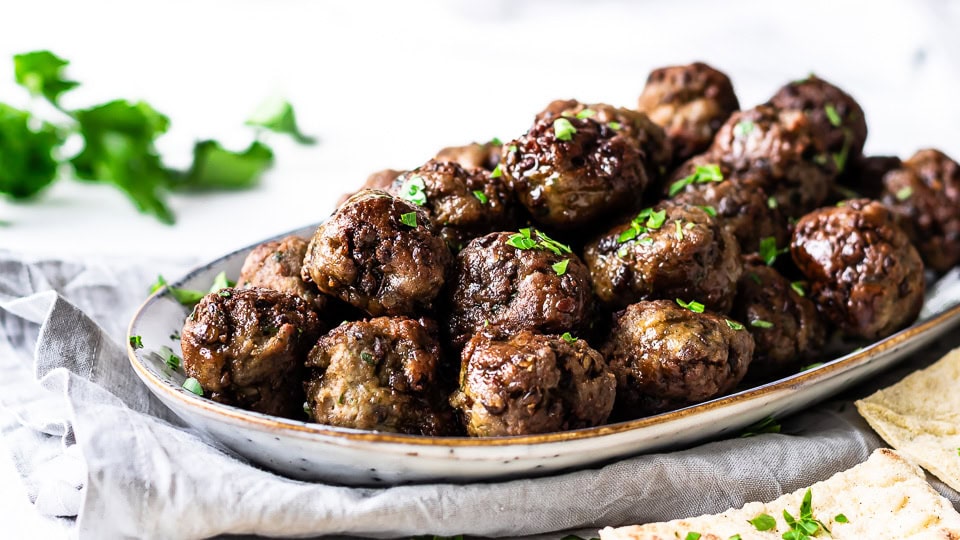 Græske lammefrikadeller med feta