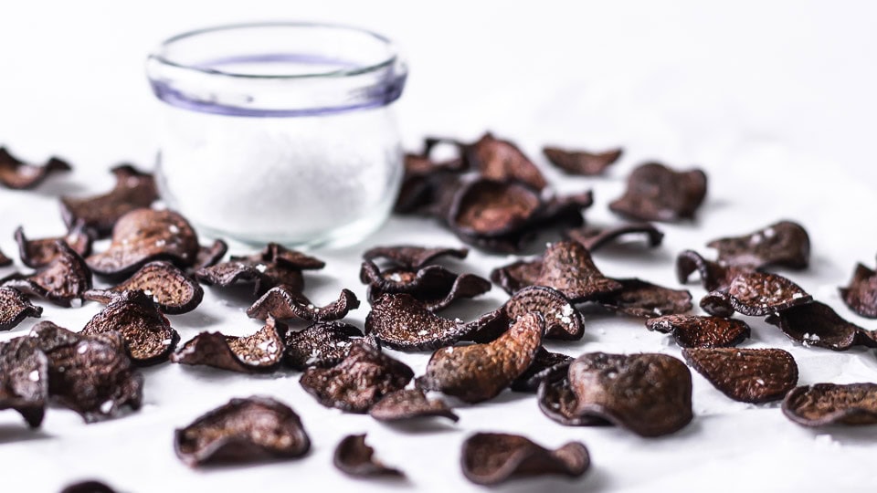 Rødbedechips i ovn nemt