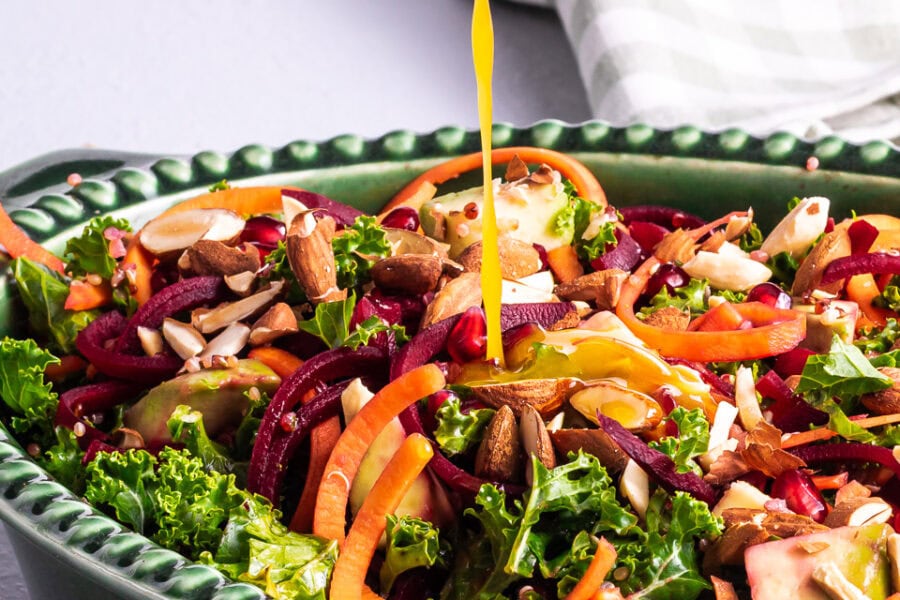 Luksus råkost med rødbede, gulerod og grønkål