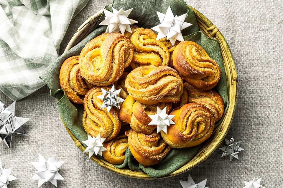 Safransnurrer - luciabrød med remonce