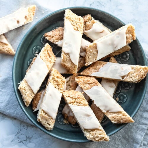 Fedtebrød med romglasur - sønderjyske småkager