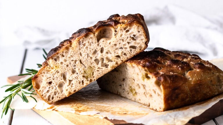 Focaccia med surdej - svampet og luftigt
